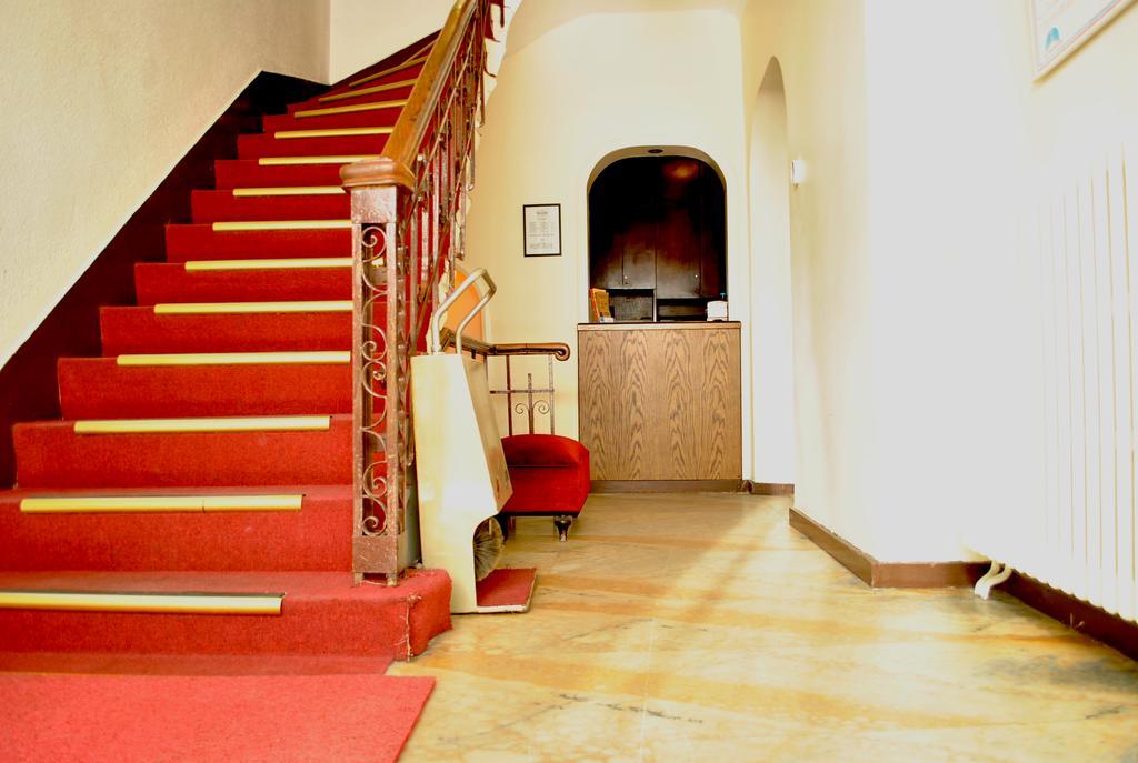 Sisli Mls Hotel Istanbul Bagian luar foto