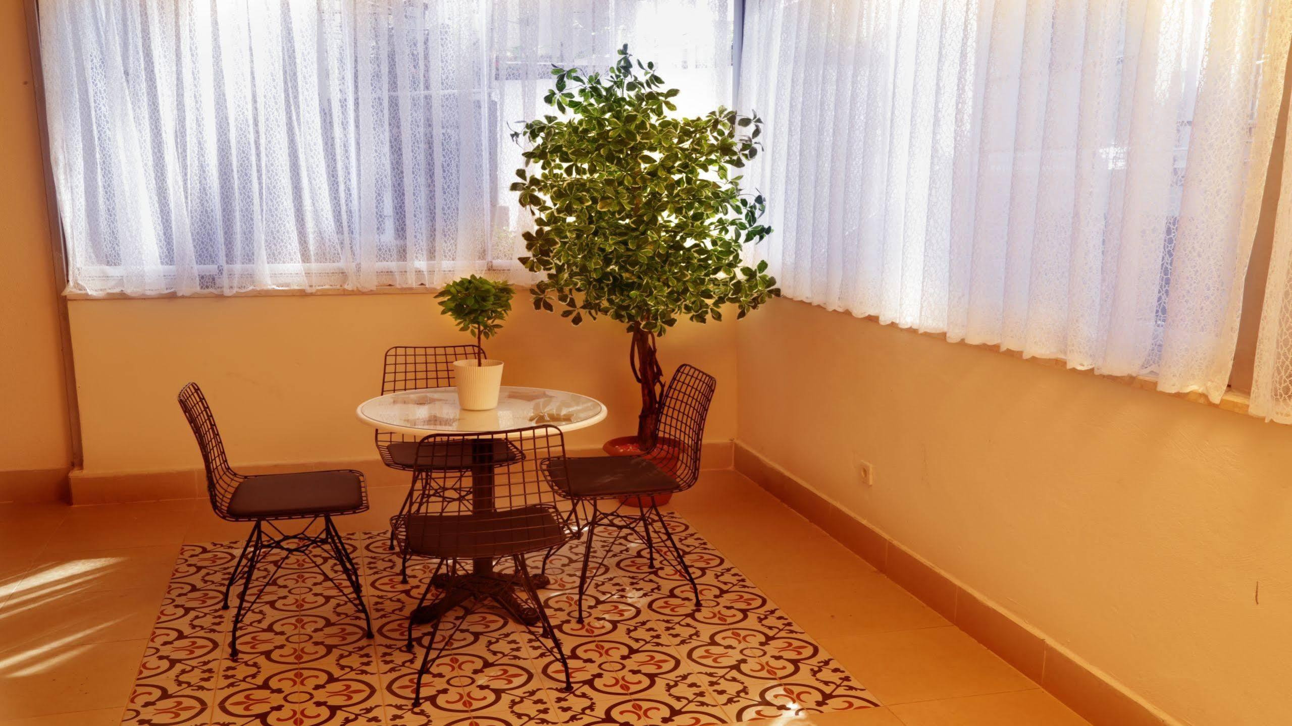 Sisli Mls Hotel Istanbul Bagian luar foto
